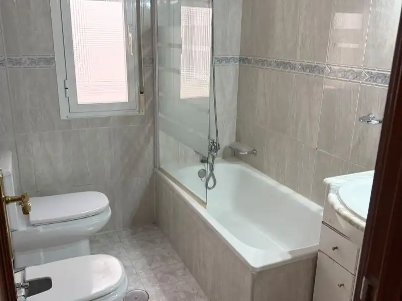 Bathroom of Flat for rent in Centro
