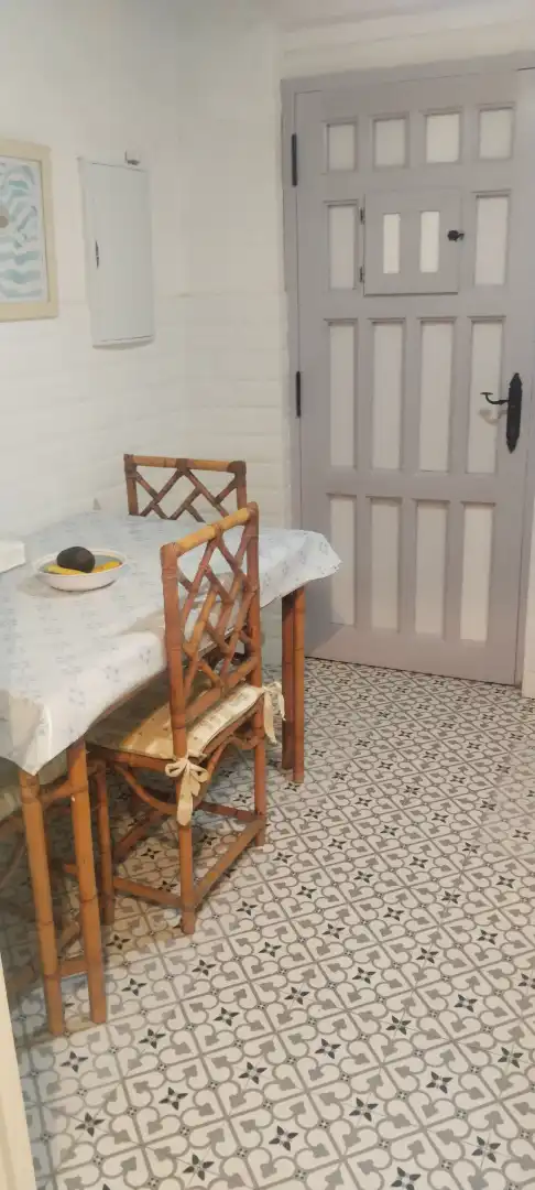 Esszimmer von Erdgeschoss zur Miete in Ribadesella mit Möbliert, Ofen und Waschmaschine