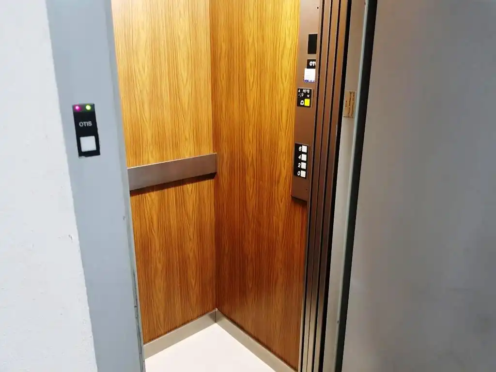 Habitació a moreton H2, A Ponte