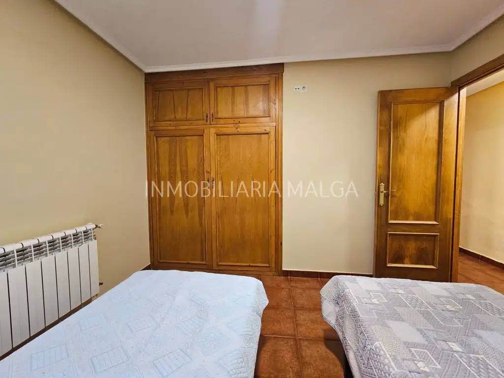 Habitación de Casa o chalet en venta en Colunga con Calefacción, Jardín privado y Parquet
