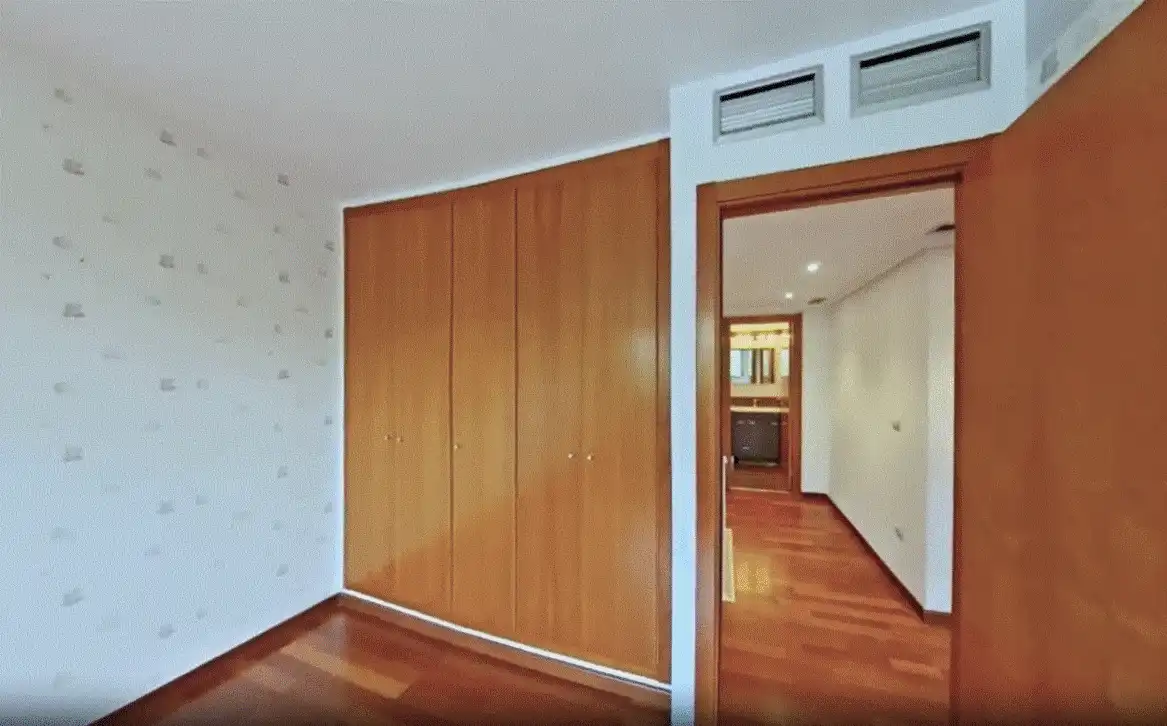 Schlafzimmer von Maisonette zum Verkauf in Valencia mit Klimaanlage, Heizung und Privatgarten