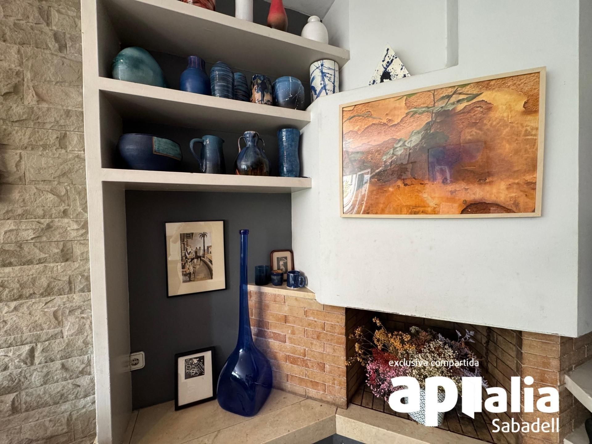 Sala d'estar de Casa adosada en venda en Sabadell amb Aire condicionat, Calefacció i Terrassa