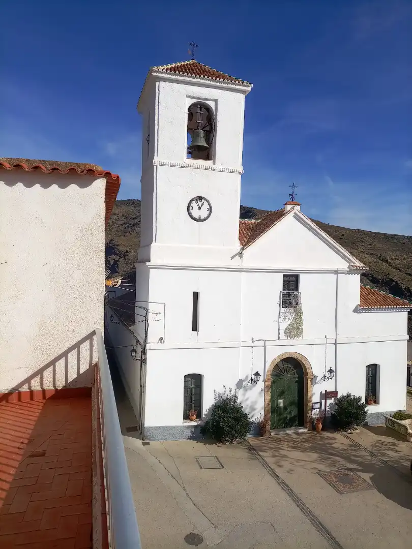 Vista exterior de Casa o xalet en venda en Alpujarra de la Sierra amb Aire condicionat, Calefacció i Jardí privat