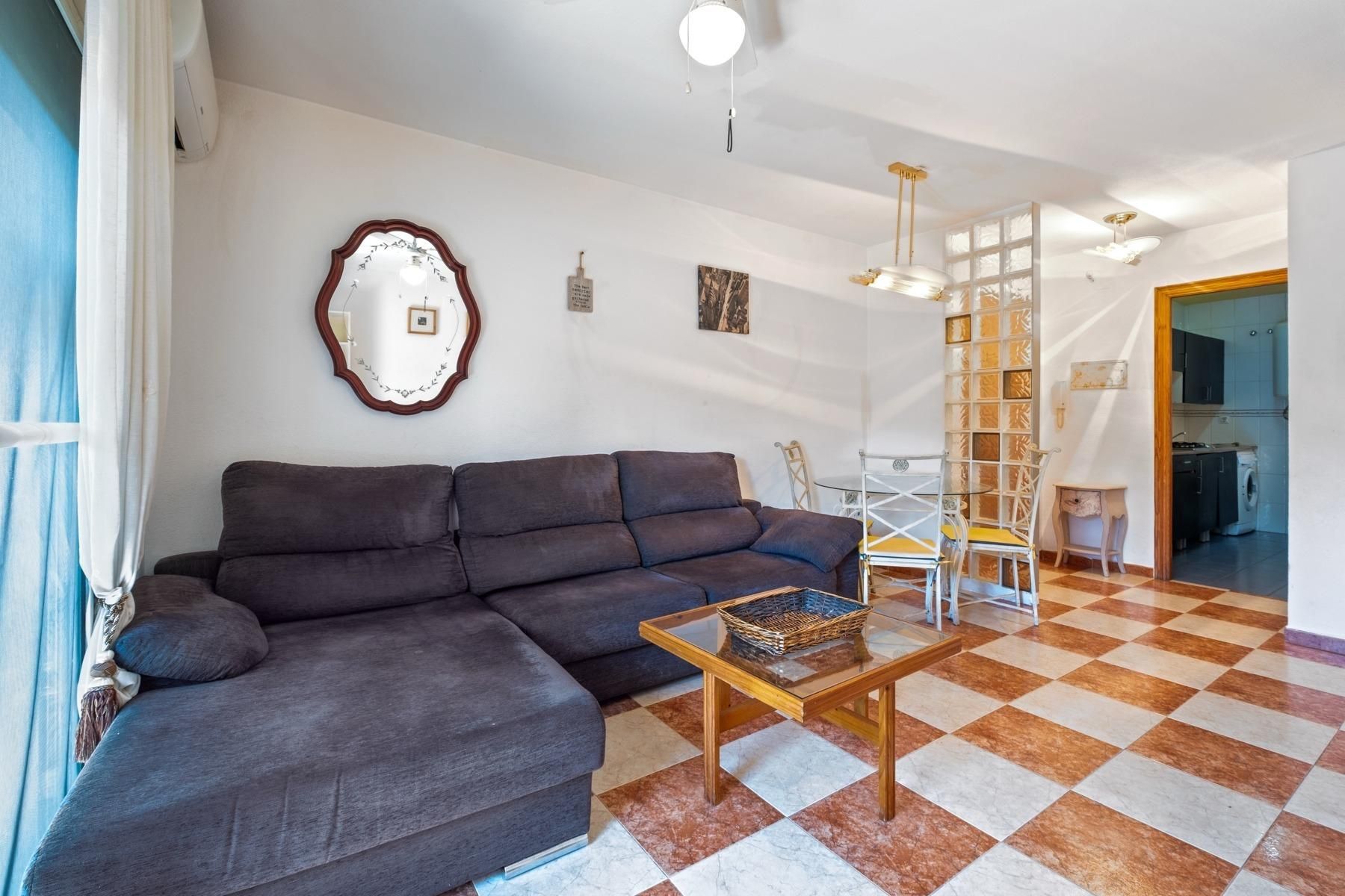 Living room of Flat for sale in Alhaurín de la Torre  with Air Conditioner, Heating and Terrace