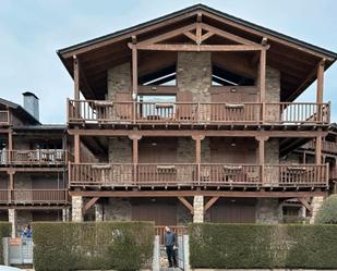 Außenansicht von Dachboden miete in Puigcerdà mit Heizung, Privatgarten und Terrasse