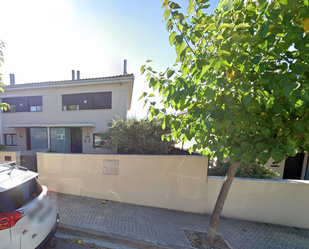 Exterior view of Single-family semi-detached for sale in Vilanova i la Geltrú