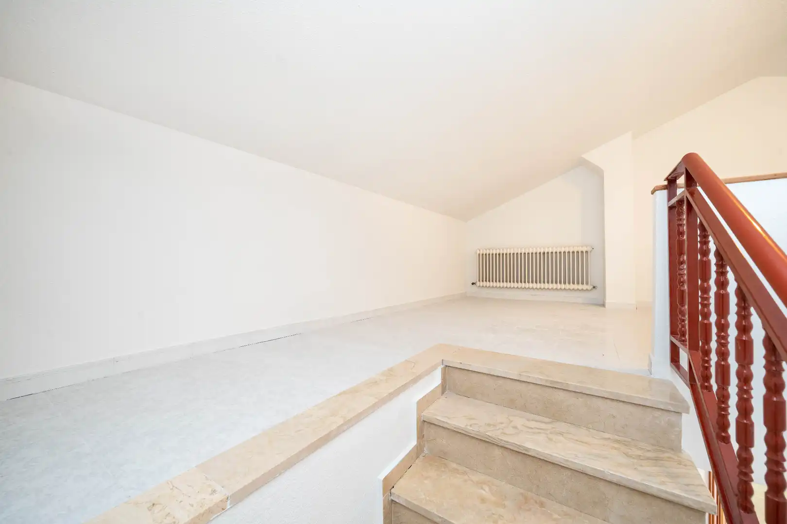 Casa adosada en venta en Algete con Calefacción, Jardín privado y Terraza