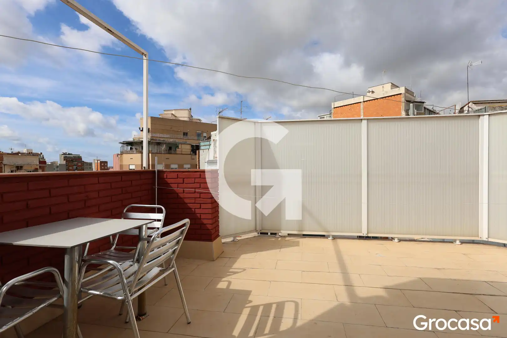 Terrassa de Àtic en venda en L'Hospitalet de Llobregat amb Aire condicionat, Terrassa i Forn