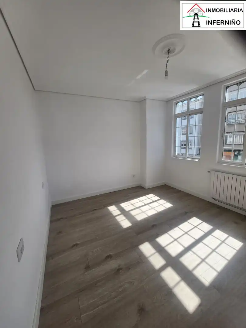 Flat for sale in Piñeiros- Freixeiro, imagen 5