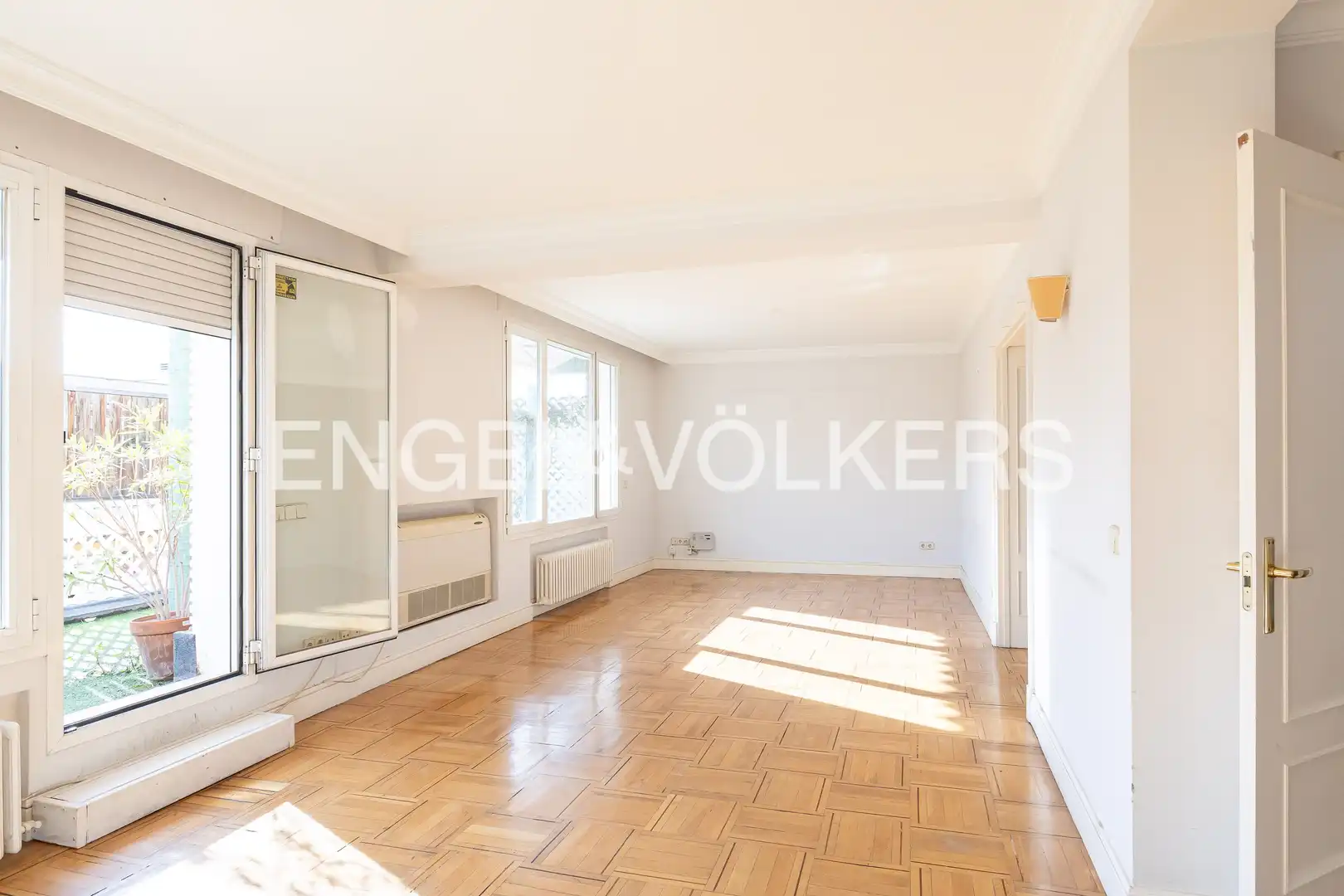 Sala de estar de Piso en venta en Madrid con Calefacción, Terraza y Trastero