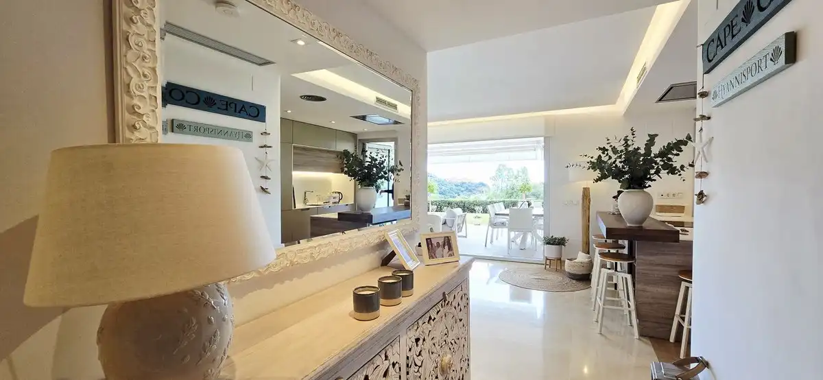 Flat for sale in Benahavís  with Air Conditioner, Terrace and Storage room