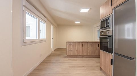 Foto 3 de Piso en venta en Outeiro, 284, Agra del Orzán - Ventorrillo, A Coruña Capital