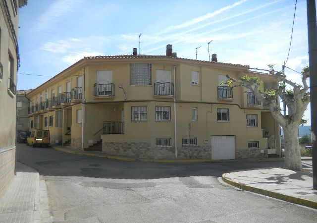 Exterior view of Garage for sale in Tobarra