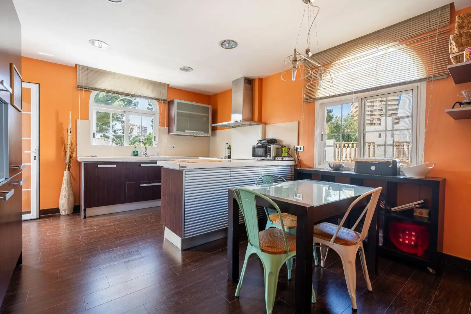 Cocina de Casa o chalet en venta en Roquetas de Mar con Aire acondicionado, Calefacción y Jardín privado