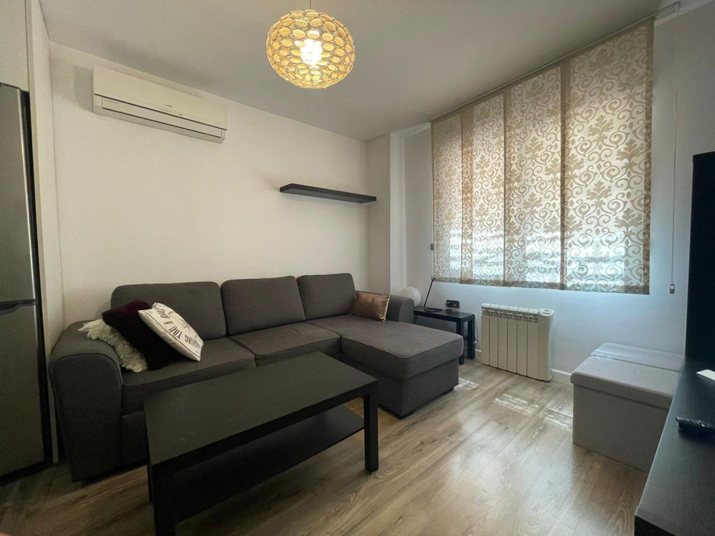 Planta baja to rent in Calle MISERICORDIA, Centro - Sagrario
