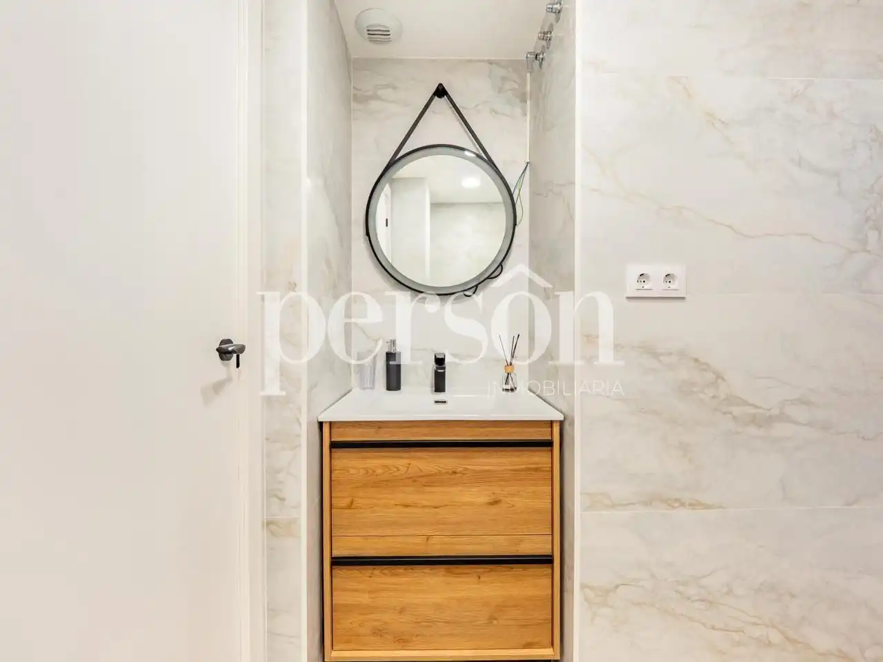 Baño de Estudio en venta en Valencia con Aire acondicionado y Amueblado
