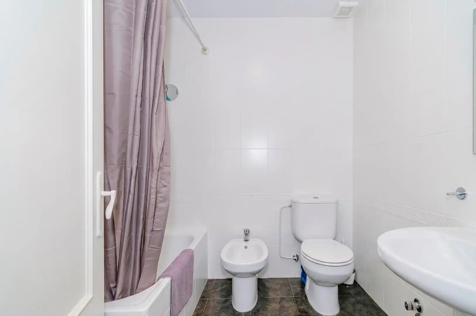 Baño de Piso en venta en Granada con Amueblado