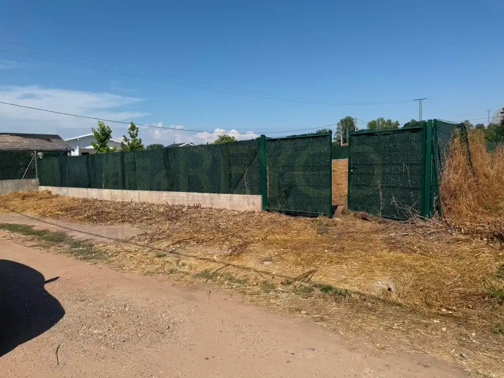 Wohnbaugrundstück zum Verkauf in Nájera
