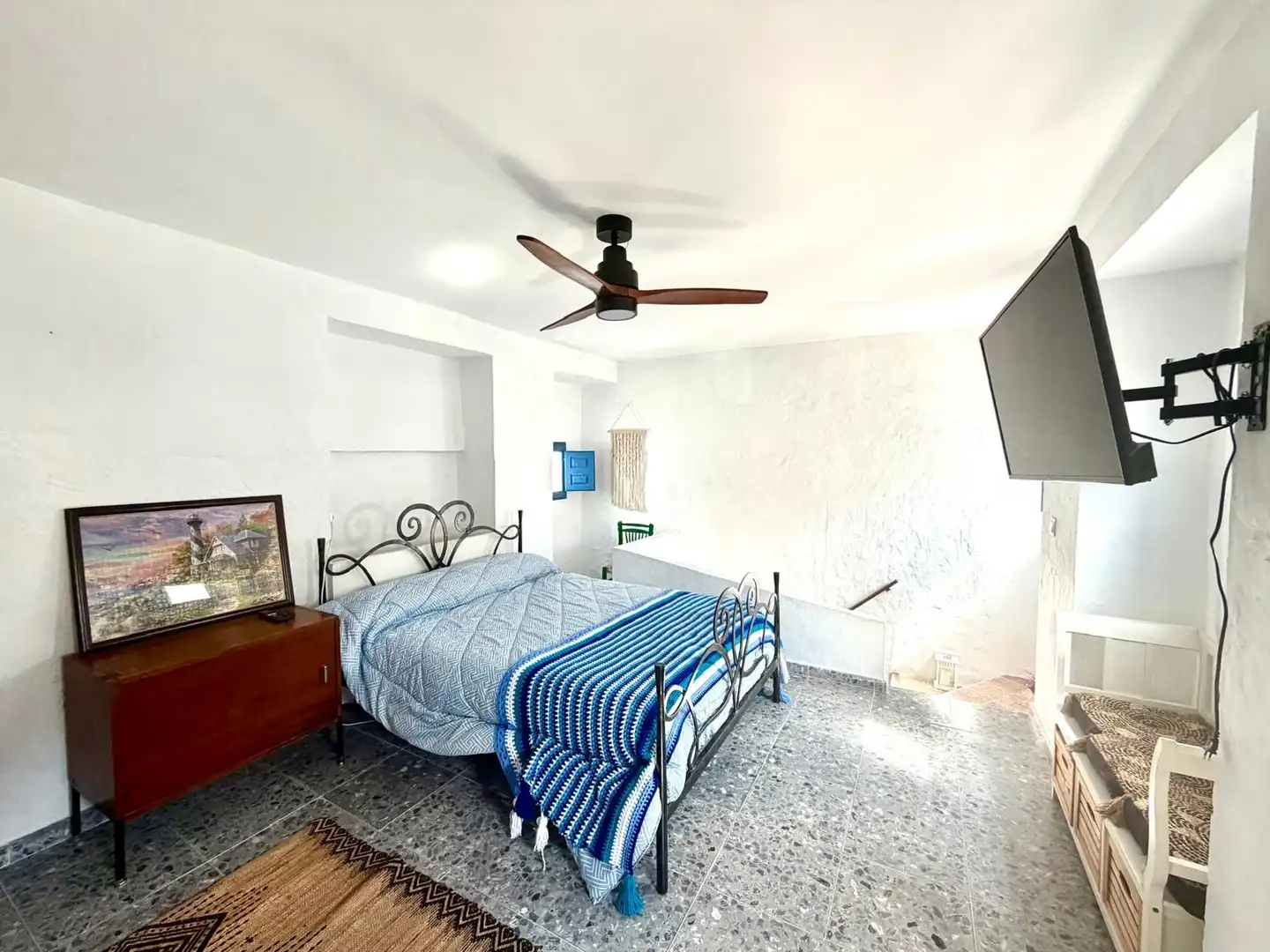 Bedroom of Houses for sale in Iznájar  with Terrace and Furnished