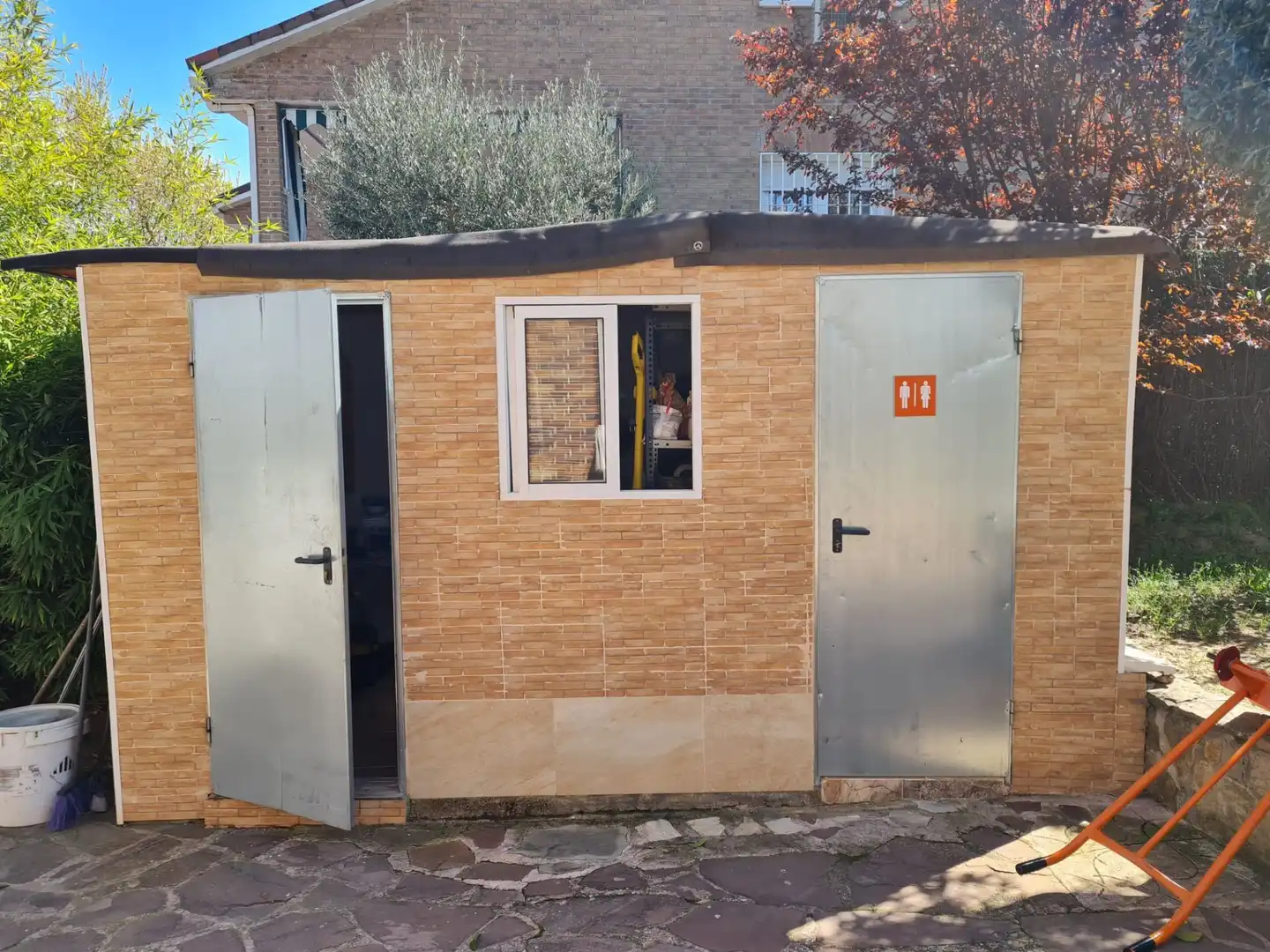 Exterior view of Houses for sale in Móstoles  with Heating, Private garden and Terrace