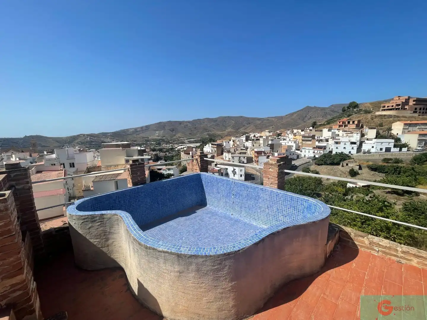 Maison avec piscine à vendre à Molvízar