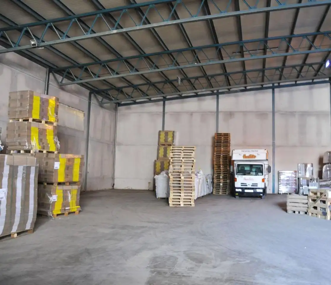 Industrial buildings for sale in Campo de Criptana