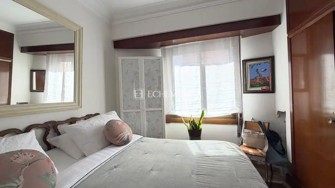 Bedroom of Flat for sale in Indautxu