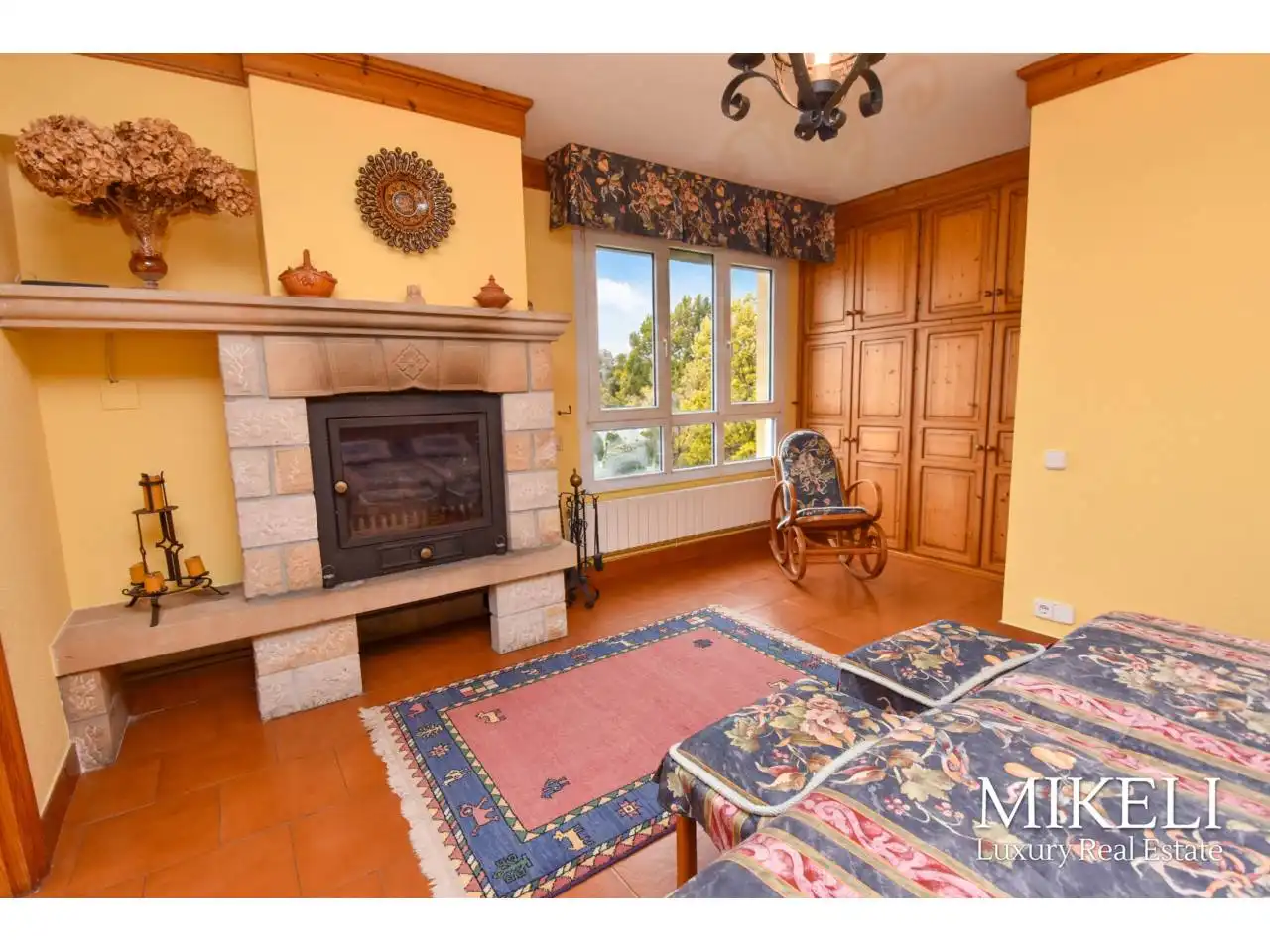 Sala d'estar de Casa o xalet en venda en Piélagos amb Calefacció, Jardí privat i Terrassa