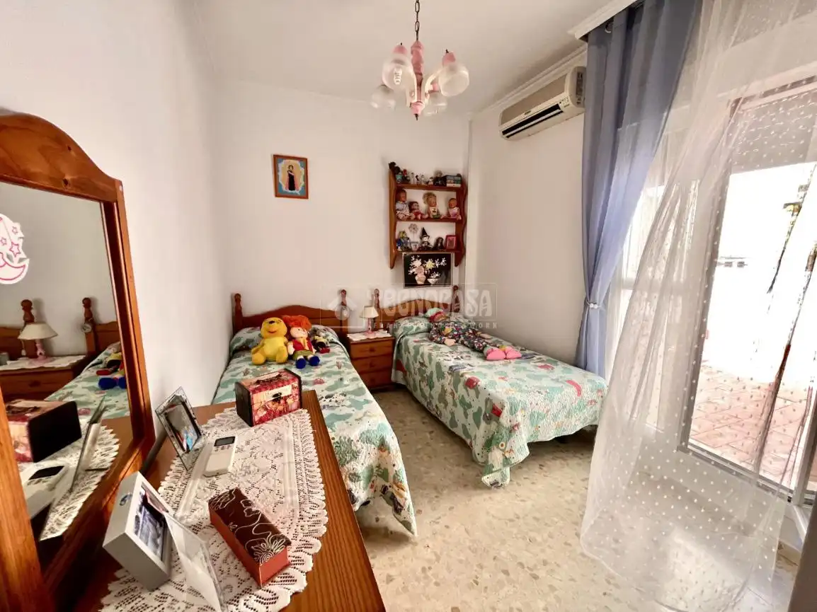 Habitación de Casa adosada en venta en San Fernando con Aire acondicionado y Terraza