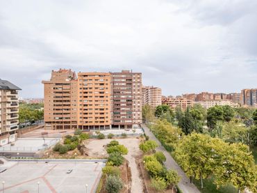 Appartement avec ascenseur à vendre à Vía HISPANIDAD 56