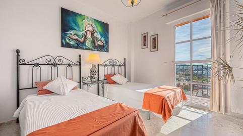 Foto 5 de Casa adosada en venda a Urbanizacion Cueva del Tesoro, La Cala del Moral, Málaga