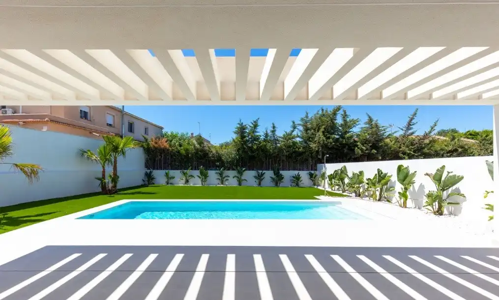 Swimming pool of Houses for sale in Torrevieja  with Air Conditioner, Private garden and Terrace