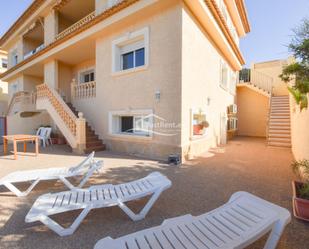 Außenansicht von Einfamilien-Reihenhaus miete in Calpe / Calp mit Klimaanlage, Heizung und Terrasse