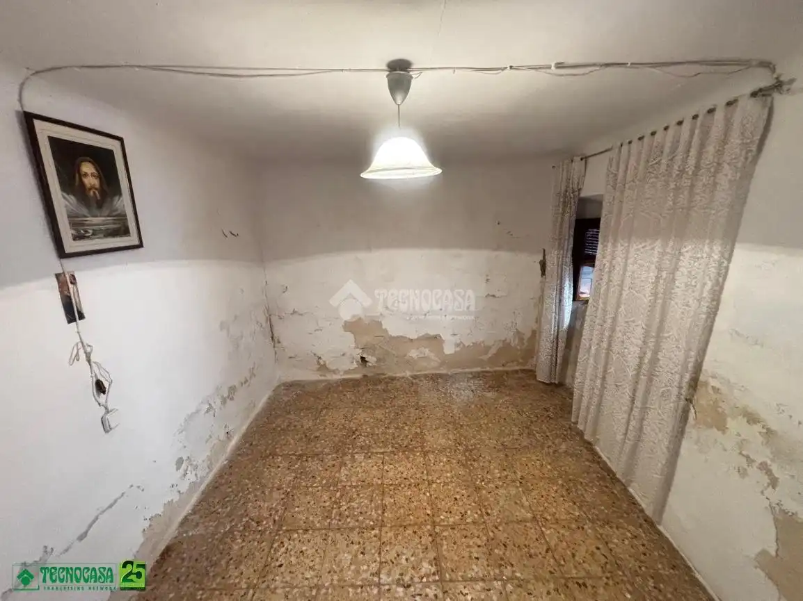 Casa adosada en venta en Membrilla