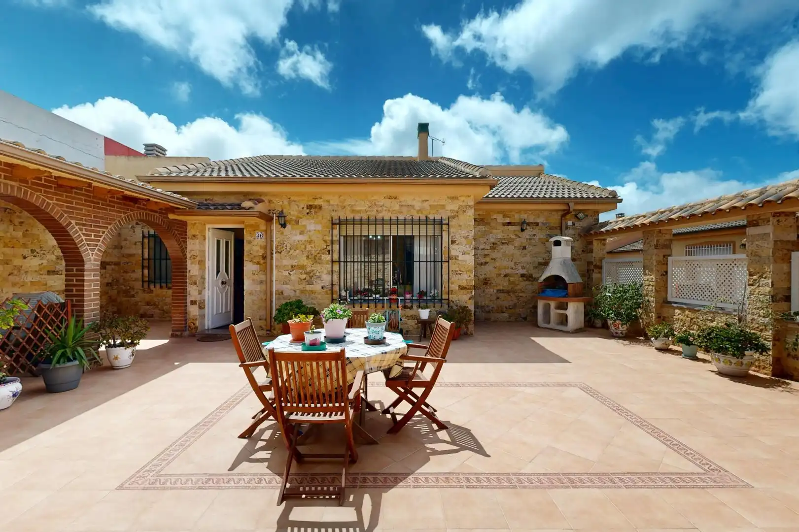 Terrassa de Casa o xalet en venda en Cartagena