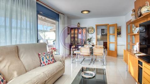 Foto 3 de Pis en venda a Calle Escoles, Fenals, Girona