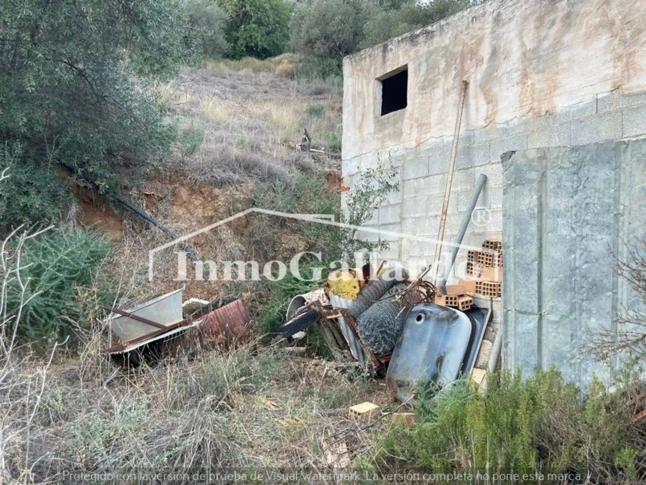 Houses for sale in Comares  with Private garden
