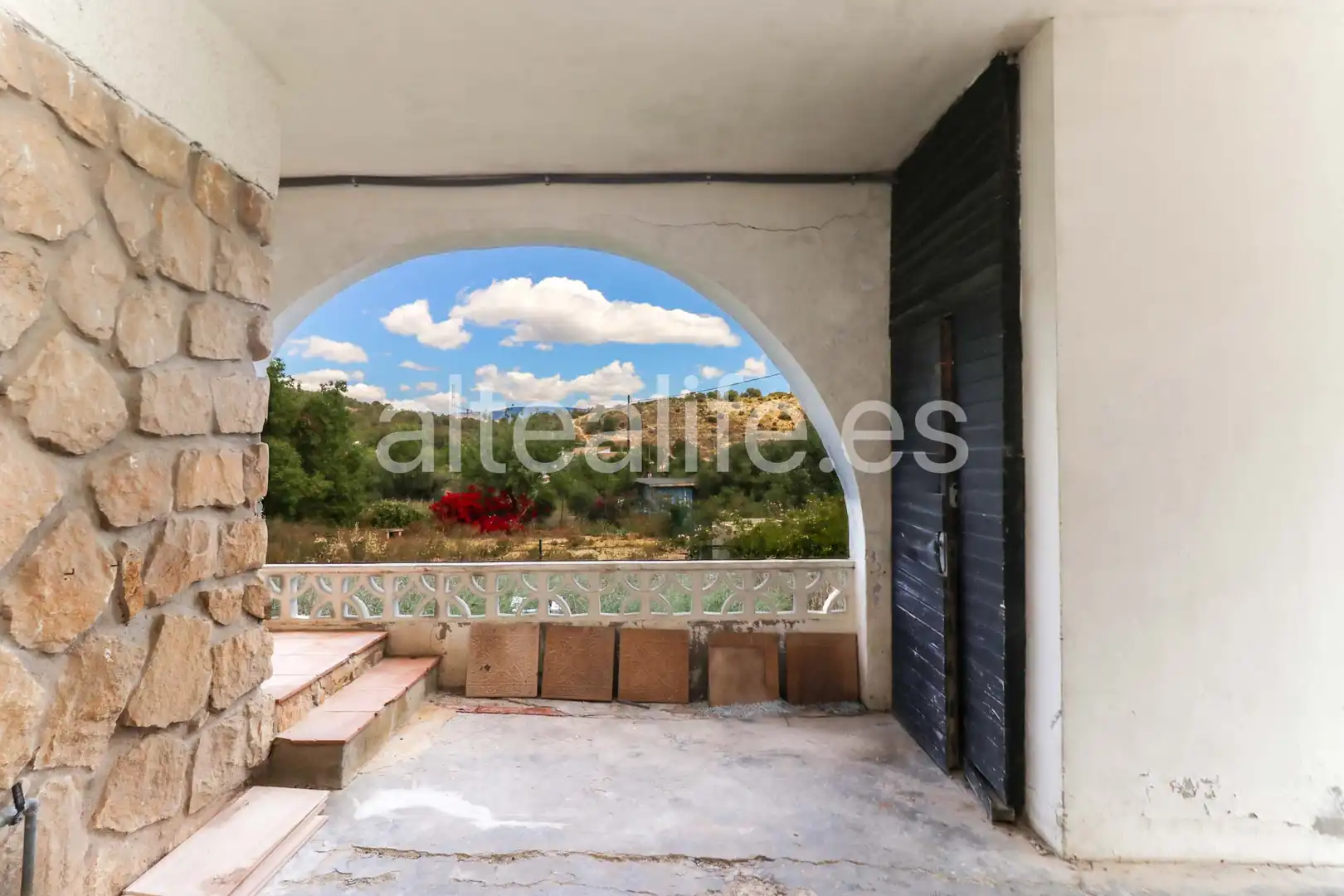 Vista exterior de Casa o chalet en venta en La Nucia con Aire acondicionado, Jardín privado y Terraza