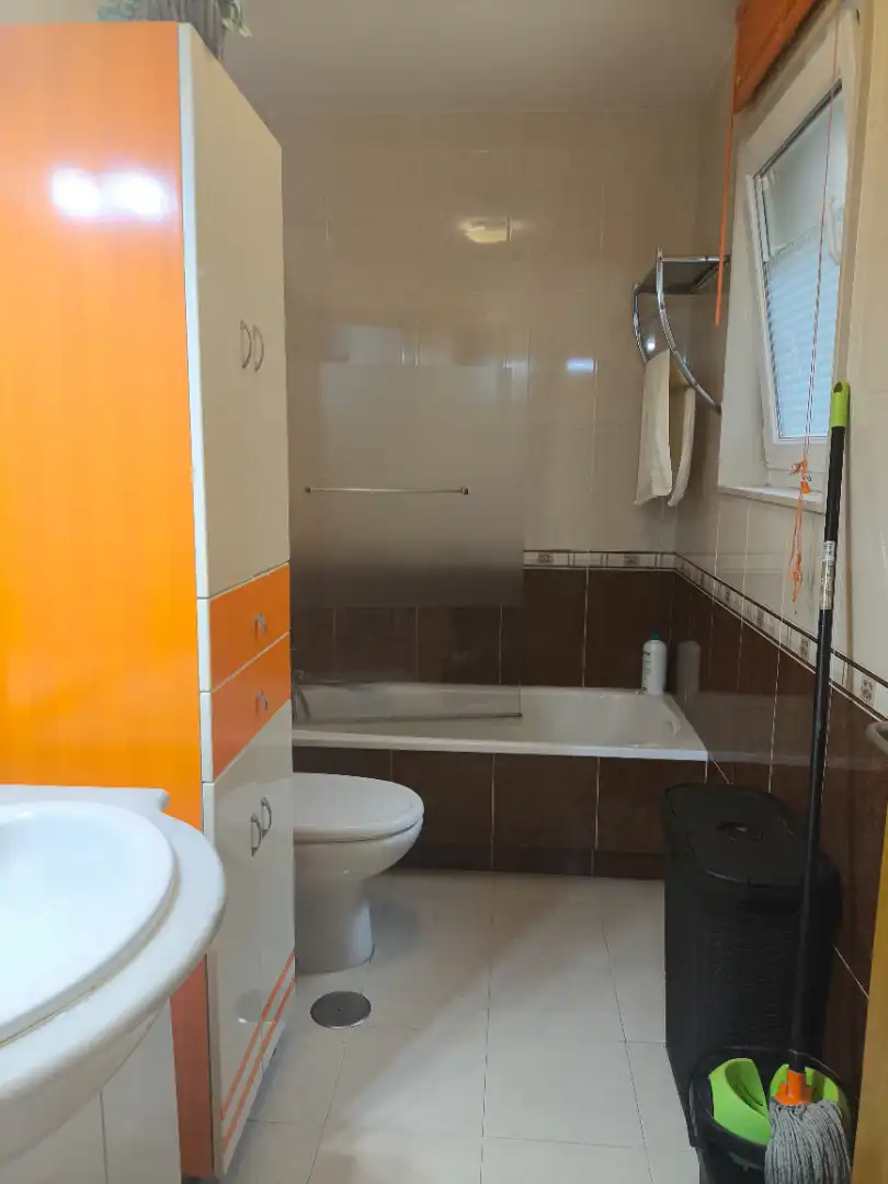 Bany de Apartament en venda en Ames amb Calefacció, Moblat i Forn