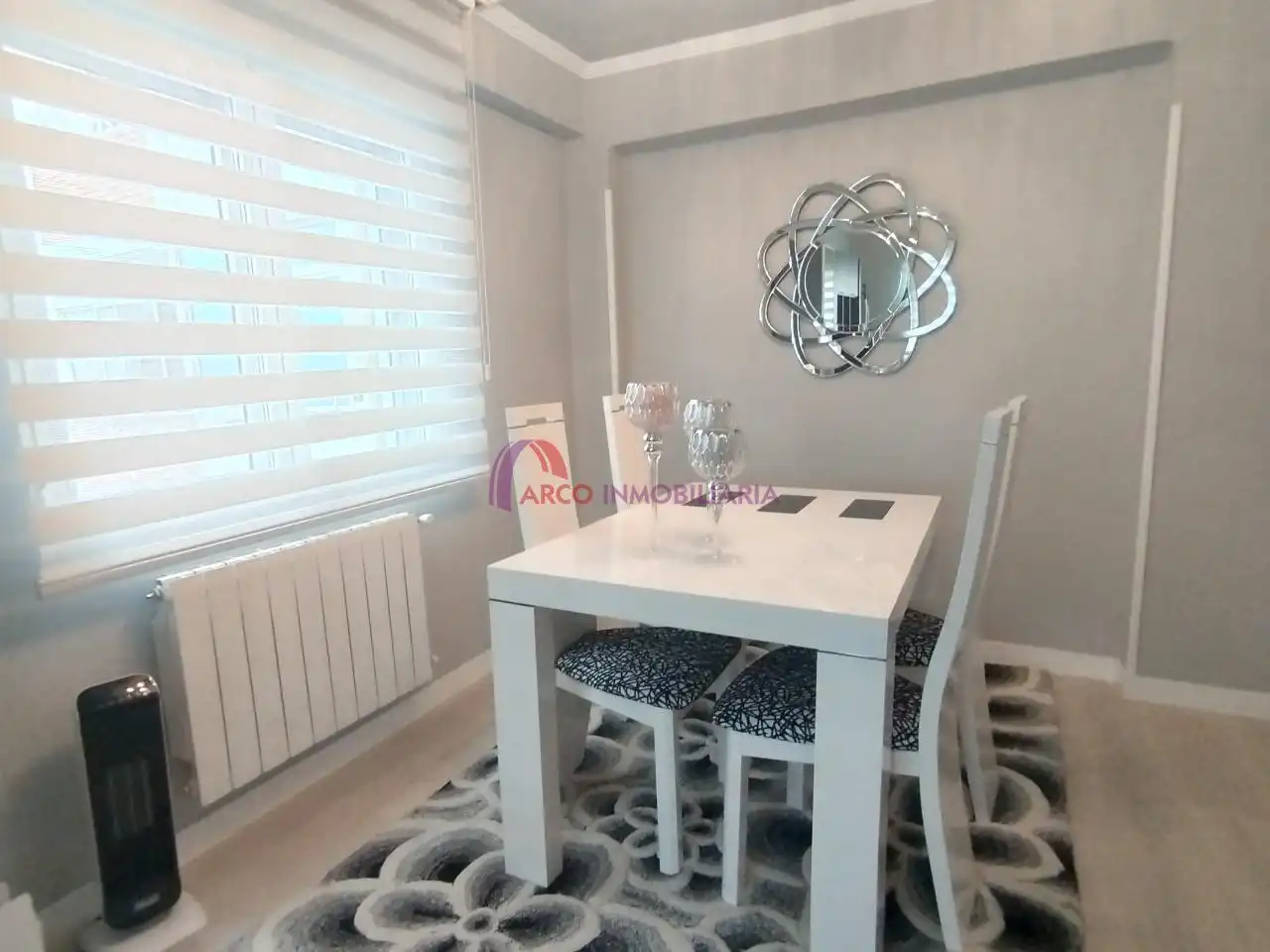 Comedor de Piso en venta en Burgos con Calefacción y Amueblado