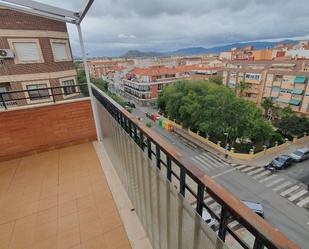 Vista exterior de Àtic en venda en Petrer amb Terrassa