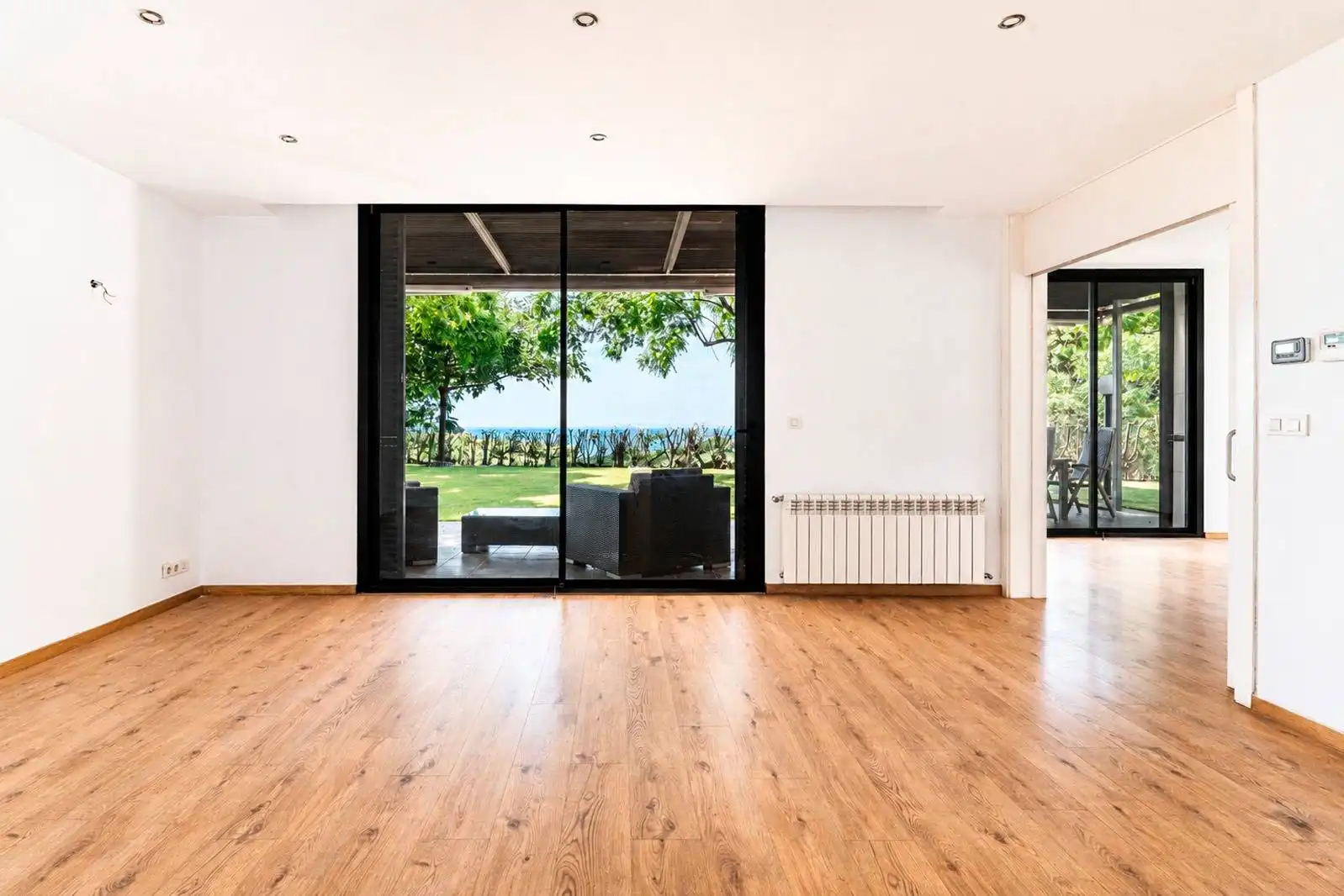 Wohnzimmer von Haus oder Chalet zum Verkauf in Sant Vicenç de Montalt mit Klimaanlage, Heizung und Privatgarten