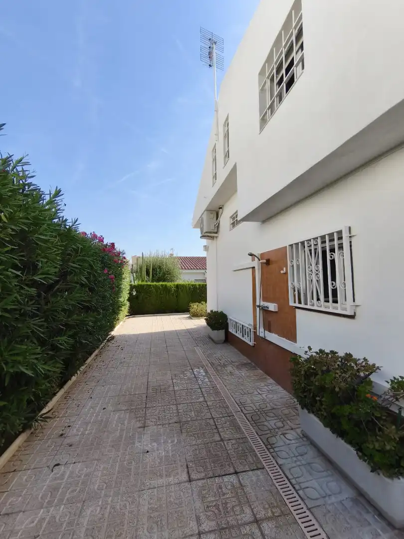 Vista exterior de Casa o chalet en venta en Mont-roig del Camp con Aire acondicionado, Calefacción y Jardín privado