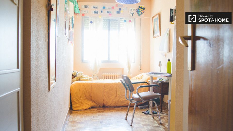 Bedroom of Flat to rent in  Madrid Capital  with Air Conditioner, Heating and Furnished