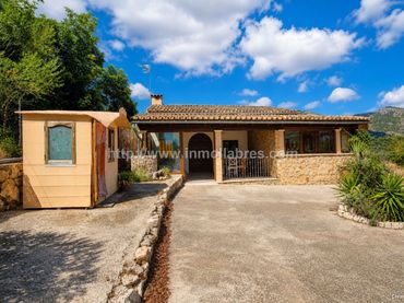 Country house for sale in Selva