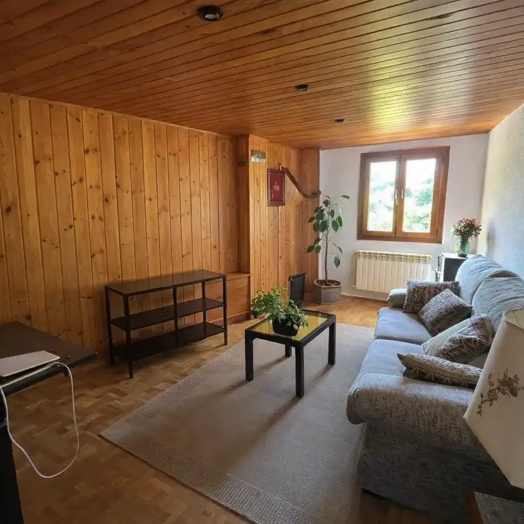 Sala d'estar de Casa o xalet en venda en Añana amb Calefacció, Jardí privat i Traster