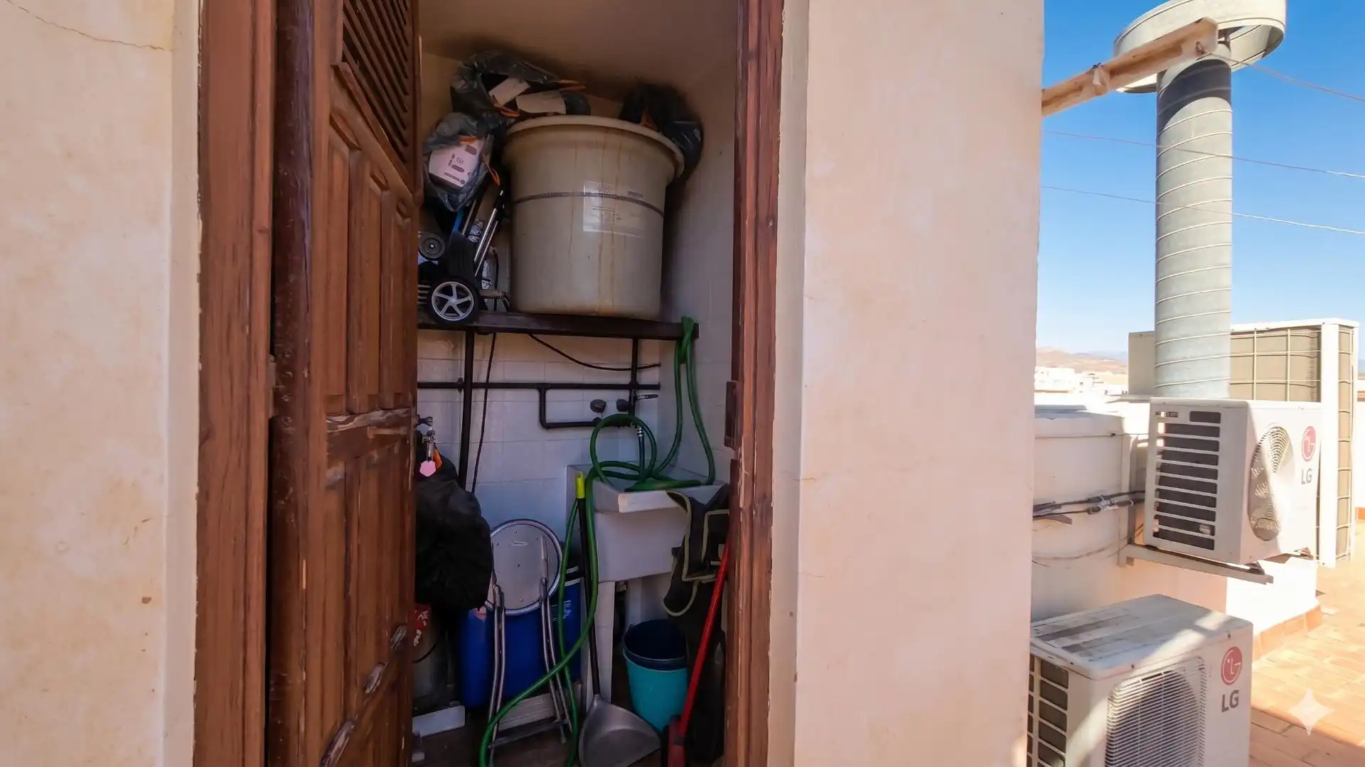 Balcony of Flat for sale in Viator