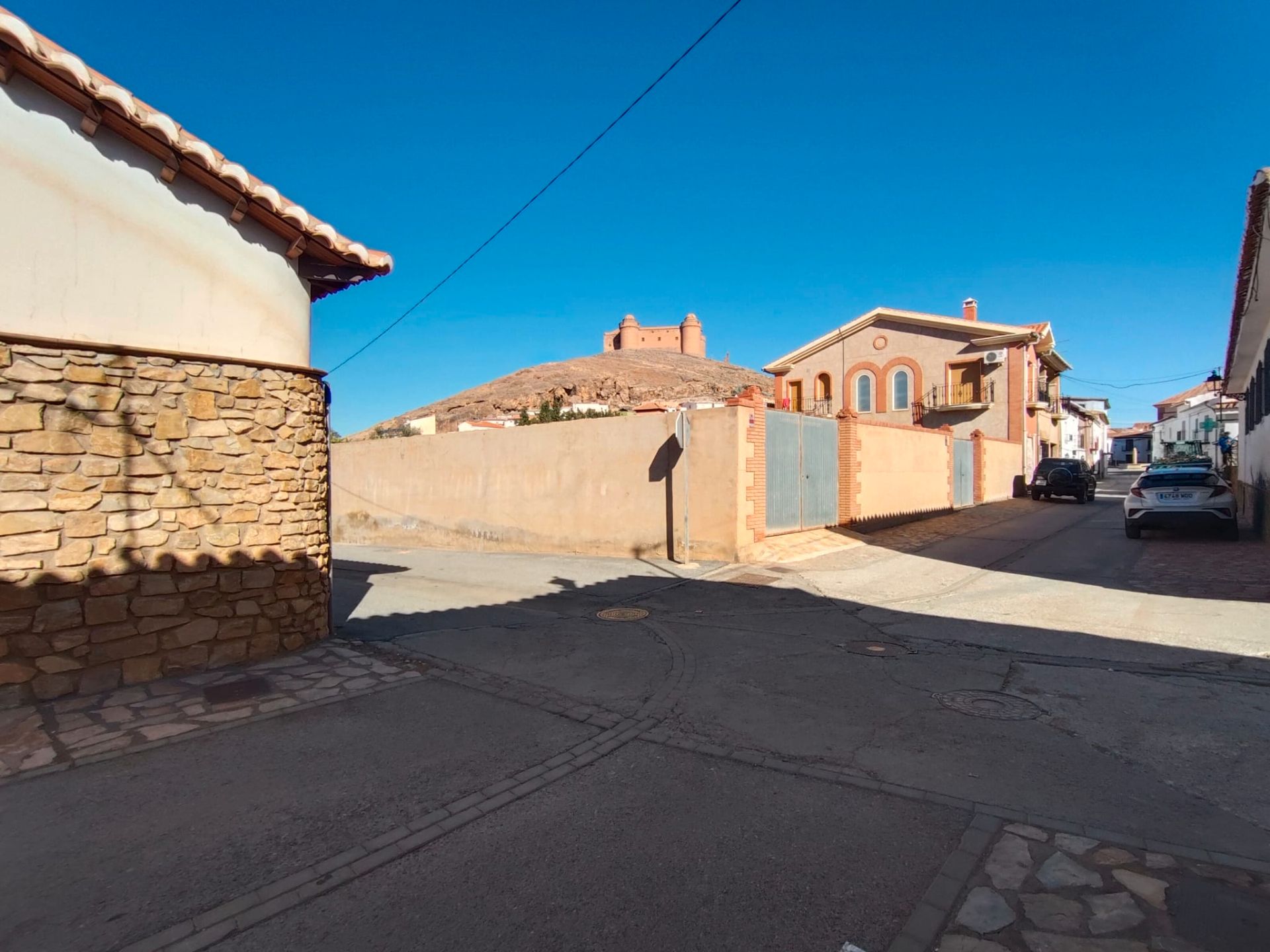 Exterior view of Single-family semi-detached for sale in La Calahorra  with Furnished