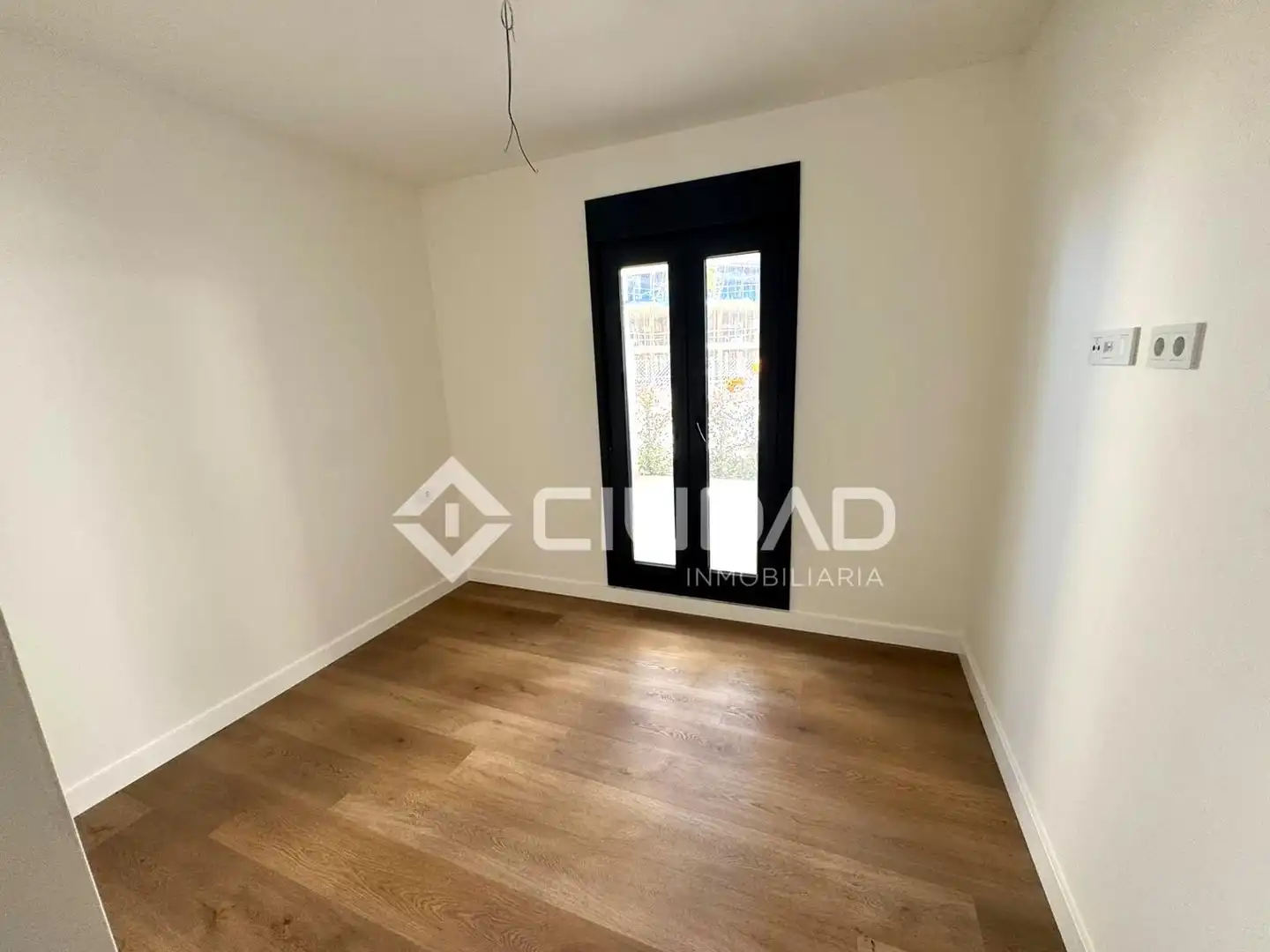 Habitación de Piso en venta en Sanlúcar de Barrameda con Jardín privado, Terraza y Trastero