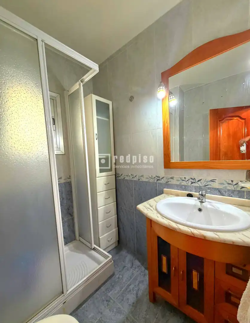 Badezimmer von Wohnung zum Verkauf in Alcalá de Henares mit Heizung, Terrasse und Möbliert